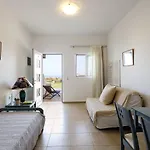 Yiannis Apartman Adelianósz Kámbosz