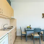 Apartman Yiannis Adelianósz Kámbosz