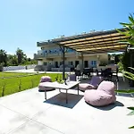 Yiannis Apartman *