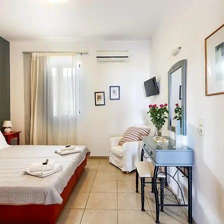 Apartment Yiannis Adelianos Kampos