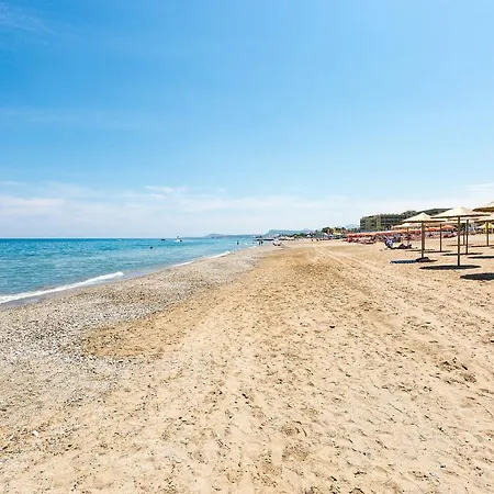 Apartment Yiannis Adelianos Kampos